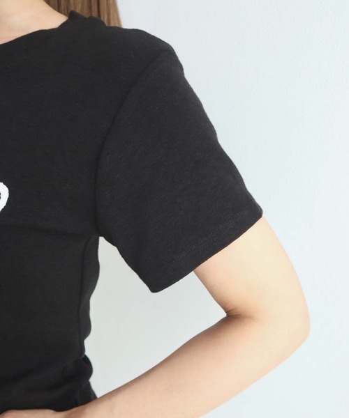 CECIL McBEE(セシルマクビー)の「【CECIL McBEE】チェーンステッチロゴTシャツ(Tシャツ/カットソー・レディース・ブラック/ブラウン/グレー/ホワイト・MEDIUM)」の9枚目の写真