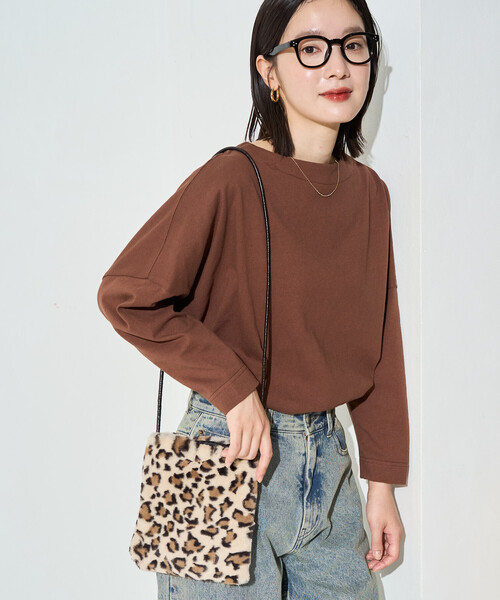 FREAK'S STORE(フリークスストア)の「\シリーズ累計41,000枚突破/限定展開 バスク ロングスリーブ Tシャツ(Tシャツ/カットソー・レディース・ブラウン/ベージュ/ピンク/グレー/イエロー/ブラック/オフホワイト/ライトグレー/ネイビー・フリ-)」の5枚目の写真