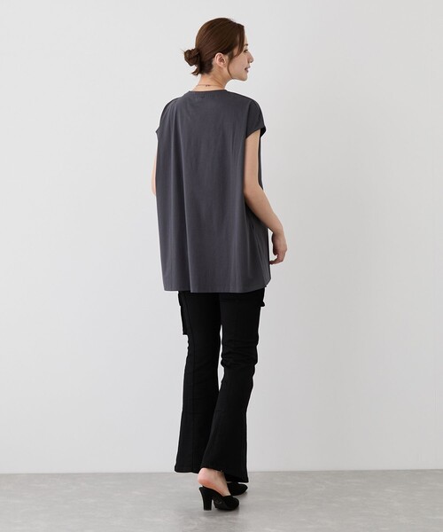 Jayro(ジャイロ)の「サイドスリットフレンチスリーブトップス(Tシャツ/カットソー・レディース・チャコールグレー/カーキ/ブラック/レッド系その他/ホワイト・FREE)」の10枚目の写真