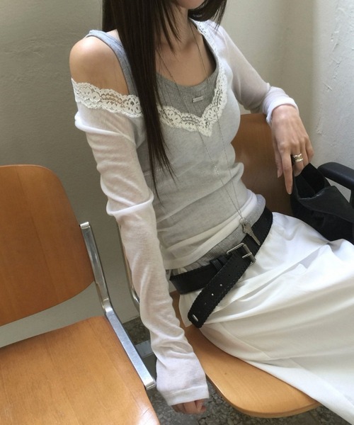 gossip!ロサンゼルス(ゴシップロサンゼルス)の「【Y2Kガーリー】 レースディテールスリムフィットニット(Tシャツ/カットソー・レディース・ブラック/ブルー/ホワイト/グレー・M)」の7枚目の写真