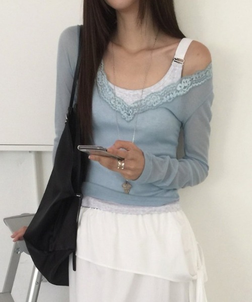 gossip!ロサンゼルス(ゴシップロサンゼルス)の「【Y2Kガーリー】 レースディテールスリムフィットニット(Tシャツ/カットソー・レディース・ブラック/ブルー/ホワイト/グレー・M)」の22枚目の写真