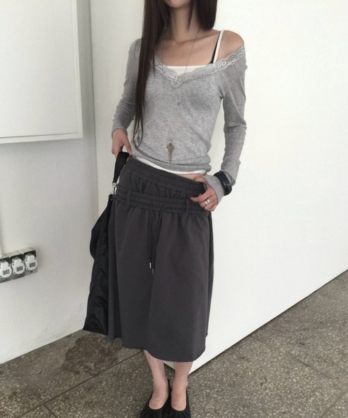 gossip!ロサンゼルス(ゴシップロサンゼルス)の「【Y2Kガーリー】 レースディテールスリムフィットニット(Tシャツ/カットソー・レディース・ブラック/ブルー/ホワイト/グレー・M)」の20枚目の写真