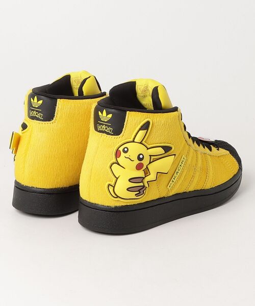 adidas(アディダス)の「Pokemon SST II ミッド / Pokemon SST II MID / アディダスオリジナルス adidas Originals(スニーカー・メンズ・イエロー・29.0cm/28.5cm/25.5cm/25.0cm/23.0cm/22.5cm/26.0cm/26.5cm/24.5cm/24.0cm/23.5cm/27.0cm/22.0cm/28.0cm/27.5cm)」の6枚目の写真