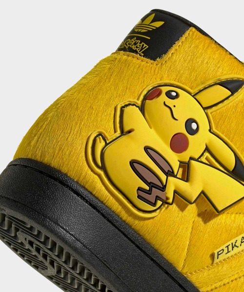 adidas(アディダス)の「Pokemon SST II ミッド / Pokemon SST II MID / アディダスオリジナルス adidas Originals(スニーカー・メンズ・イエロー・29.0cm/28.5cm/25.5cm/25.0cm/23.0cm/22.5cm/26.0cm/26.5cm/24.5cm/24.0cm/23.5cm/27.0cm/22.0cm/28.0cm/27.5cm)」の3枚目の写真