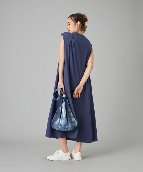 Chacott(チャコット)の「EasyCare+ ツイストワンピース(ショート丈)(ワンピース・レディース・ブラック/ネイビー・0)」の5枚目の写真