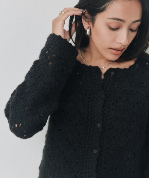 RIVE DROITE(リヴドロワ)の「レース編みニットカーディガン(秋服/冬服)(カーディガン/ボレロ・レディース・ブラック/オフホワイト・FREE)」の2枚目の写真