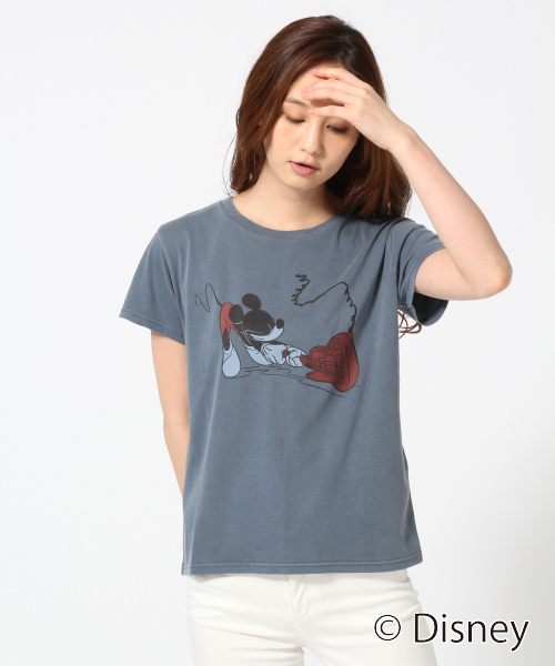 GLOBAL WORK（グローバルワーク）の「ディズニーTシャツ半袖3/Women/722901（Tシャツ/カットソー・レディース・ダークグレー/ネイビー/オフホワイト・MEDIUM/LARGE）」の3枚目の写真