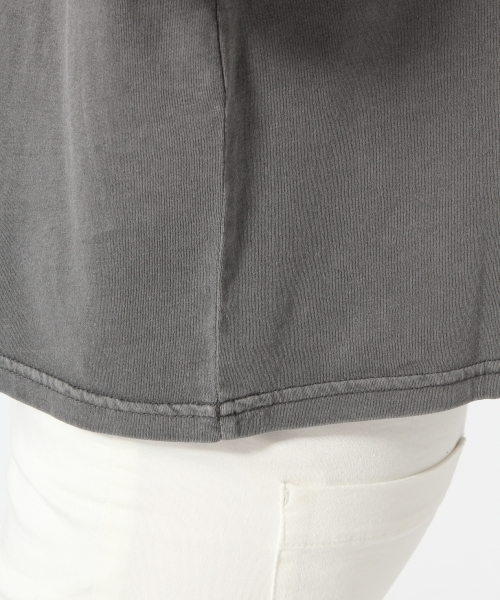 GLOBAL WORK（グローバルワーク）の「ディズニーTシャツ半袖3/Women/722901（Tシャツ/カットソー・レディース・ダークグレー/ネイビー/オフホワイト・MEDIUM/LARGE）」の11枚目の写真