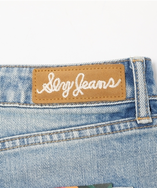 SLY（スライ）の「CODY JW ANKLE SLIM-C（デニムパンツ・レディース・ライトブルー・23inch/25inch/24inch/26inch/27inch）」の6枚目の写真