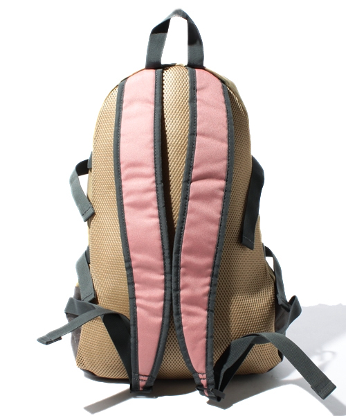 BEAMS BOY（ビームスボーイ）の「BEAMS BOY / コンビ Outdoor リュック（バックパック/リュック・レディース・ピンク/ブルー系その他・ONE SIZE）」の6枚目の写真