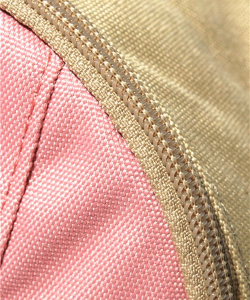 BEAMS BOY（ビームスボーイ）の「BEAMS BOY / コンビ Outdoor リュック（バックパック/リュック・レディース・ピンク/ブルー系その他・ONE SIZE）」の9枚目の写真