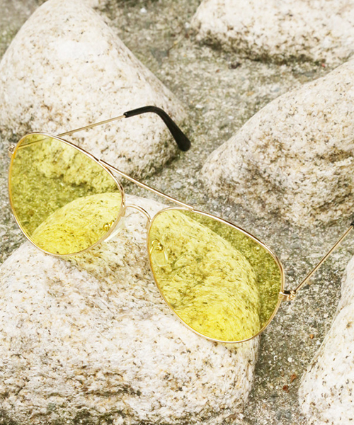 WEGO（ウィゴー）の「WEGO/ティアドロップカラーレンズサングラス