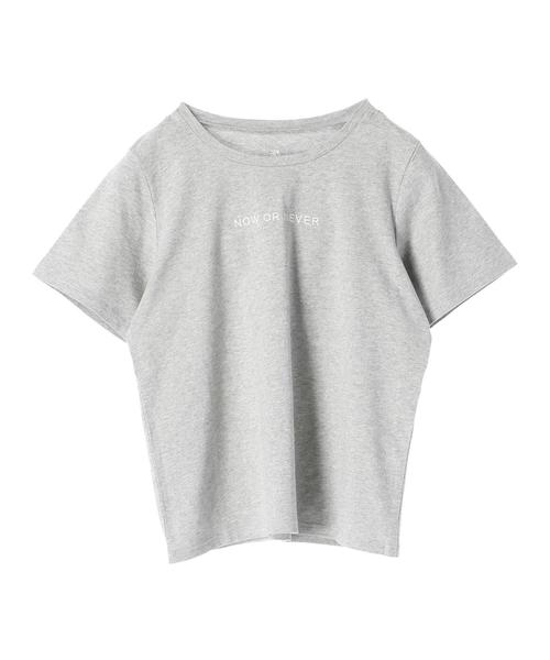 earth music&ecology(アースミュージックアンドエコロジー)の「ワンポイントロゴTシャツ(Tシャツ/カットソー・レディース・ネイビー/オフホワイト/カーキ/グレー系その他・FREE)」の6枚目の写真