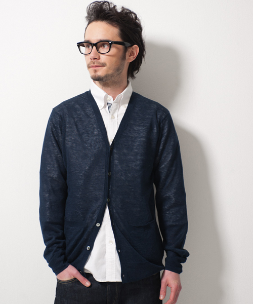green label relaxing（グリーンレーベルリラクシング）の「□LINEN　Vカーディガン 12G（カーディガン/ボレロ・メンズ・グレー/ベージュ/レッド/ケリー/コバルトブルー/ネイビー・SMALL/MEDIUM/LARGE/X-LARGE）」の5枚目の写真