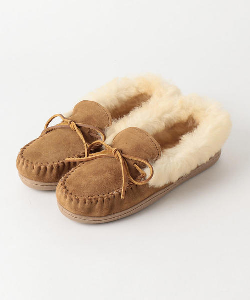 Minnetonka（ミネトンカ）の「＜MINNETONKA＞ALPINE レザーモカシン ◆（モカシン/デッキシューズ・レディース・ブラック/ベージュ・6/8/5/7）」の3枚目の写真