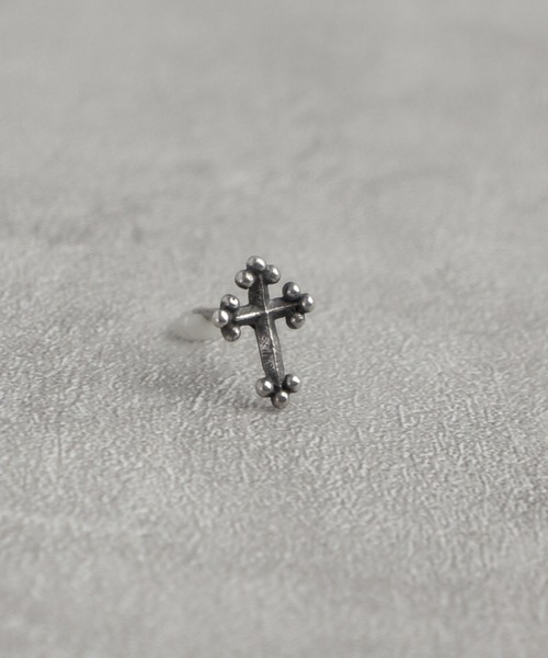 ieLS(イエルズ)の「「ieLS」SV925 シルバー モチーフピアス(ピアス(片耳用)・メンズ・その他/その他1/その他3・ONE SIZE)」の2枚目の写真