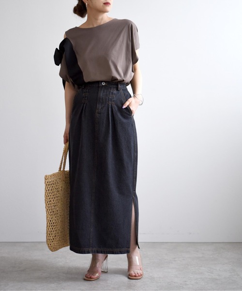 LHELBIE（レルビエ）の「ショルダーカットサイドラインアシメリボントップス（その他トップス・レディース・ブラック/オフホワイト/サックスブルー/カーキ/ブラウン/ベージュ・M）」の10枚目の写真