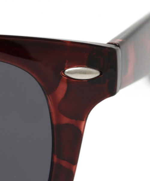 LAKOLE（ラコレ）の「スクエアサングラス / LAKOLE（サングラス・レディース・ブラウン/ブラック・FREE）」の6枚目の写真