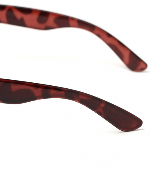 LAKOLE（ラコレ）の「スクエアサングラス / LAKOLE（サングラス・レディース・ブラウン/ブラック・FREE）」の7枚目の写真