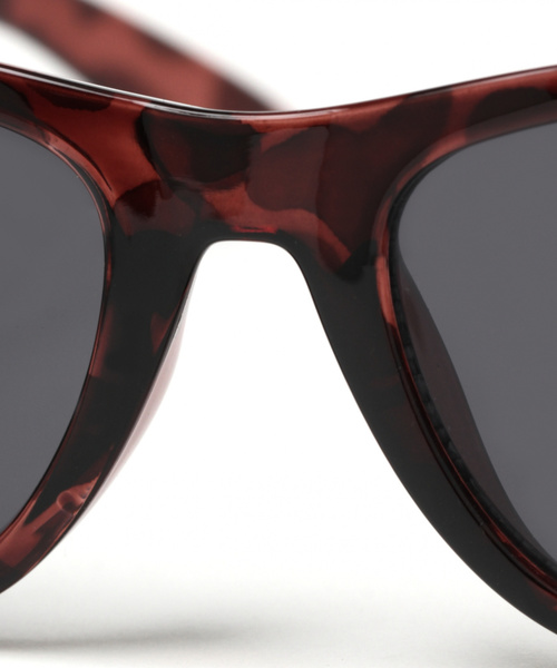 LAKOLE（ラコレ）の「スクエアサングラス / LAKOLE（サングラス・レディース・ブラウン/ブラック・FREE）」の10枚目の写真