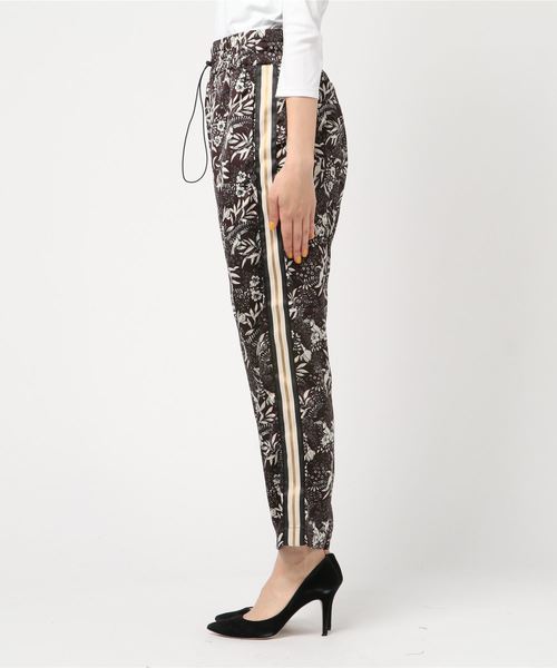 MAISON SCOTCH（メゾンスコッチ）の「MAISON SCOTCH(メゾン スコッチ)　柄パンツ（その他パンツ・レディース・ブラウン・SMALL）」の2枚目の写真