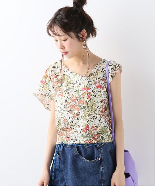 ELIN(エリン)の「【ELIN】Print asymmetry top(シャツ/ブラウス・レディース・ホワイト系その他/ボルドー・38)」の1枚目の写真