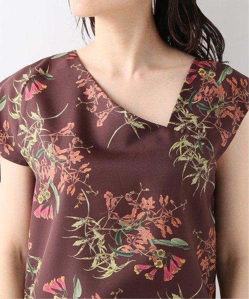 ELIN(エリン)の「【ELIN】Print asymmetry top(シャツ/ブラウス・レディース・ホワイト系その他/ボルドー・38)」の15枚目の写真