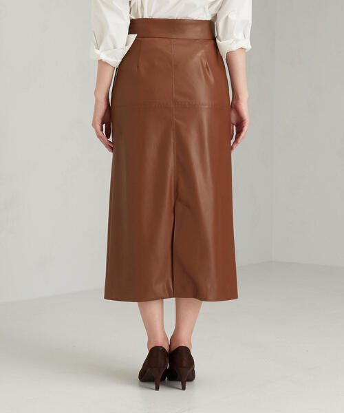 green label relaxing（グリーンレーベルリラクシング）の「FM フェイクレザー タイト スカート（スカート・レディース・ブラック/ブラウン・38/36）」の9枚目の写真