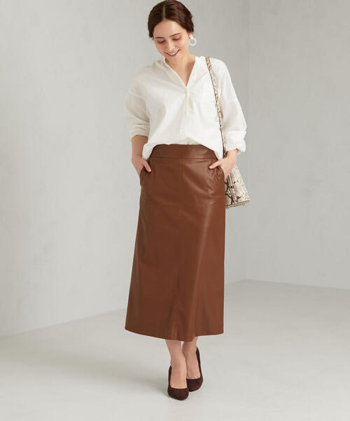 green label relaxing（グリーンレーベルリラクシング）の「FM フェイクレザー タイト スカート（スカート・レディース・ブラック/ブラウン・38/36）」の12枚目の写真