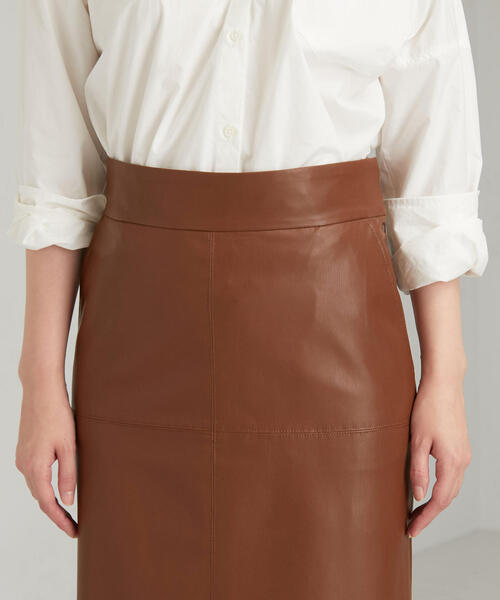 green label relaxing（グリーンレーベルリラクシング）の「FM フェイクレザー タイト スカート（スカート・レディース・ブラック/ブラウン・38/36）」の13枚目の写真