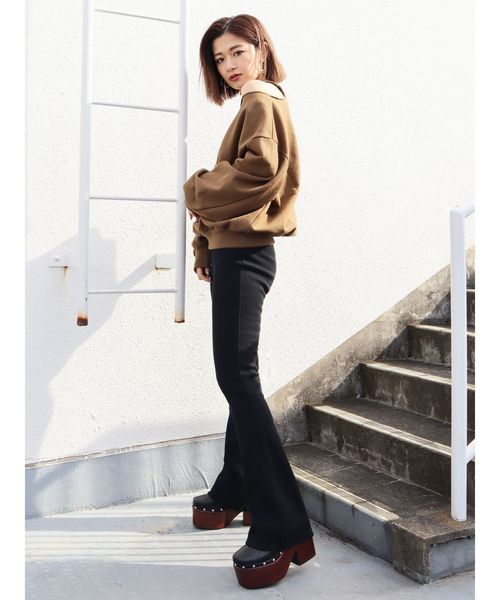 EMODA(エモダ)の「フィットフレアパンツ(その他パンツ・レディース・ブラック/ブラウン・FREE)」の7枚目の写真