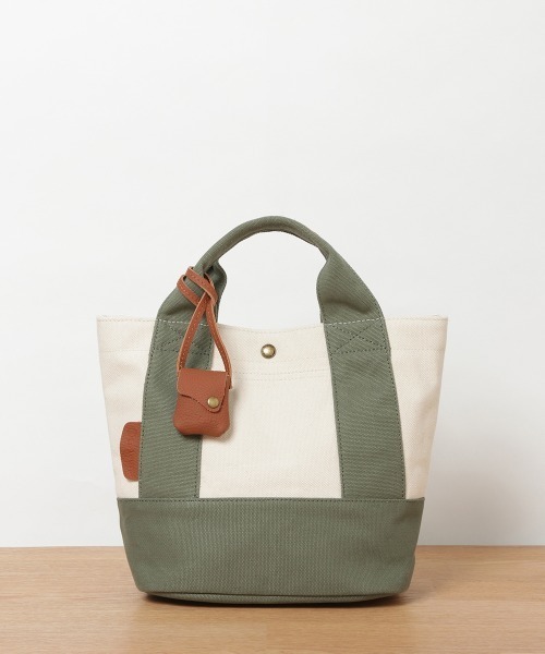 toleur（トーラ）の「【toleur】コンビキャンバス/カウレザー ミニトート/11568（トートバッグ・レディース・ブラック/グリーン/ライトブラウン/イエロー/ベージュ/ブルー/カーキ/ライトグレー/オレンジ/グレイッシュベージュ・FREE）」の12枚目の写真