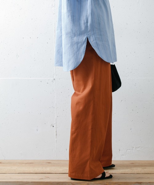 URBAN RESEARCH Sonny Label（アーバンリサーチサニーレーベル）の「ワイドチノパンツ（チノパンツ・レディース・カーキ/ブラウン/ライトベージュ・マルチサイズ）」の9枚目の写真