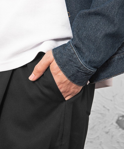 MinoriTY(マイノリティ)の「メンズワイドシルエットアンクルタックパンツ(その他パンツ・メンズ・グリーン/ブラック/モカ・L/M)」の8枚目の写真