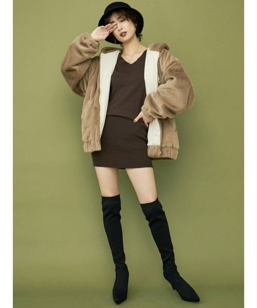 GYDA(ジェイダ)の「インストームニーハイブーツ(ブーツ・レディース・ブラック/ベージュ・SMALL/MEDIUM/LARGE)」の3枚目の写真