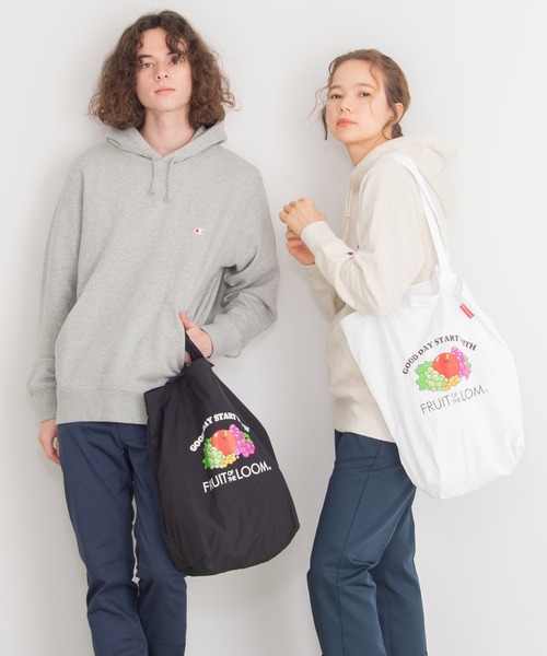 FRUIT OF THE LOOM(フルーツオブザルーム)の「FRUIT OF THE LOOM MULTI COLOR TOTE BAG M(トートバッグ・レディース・ブラック/ホワイト・FREE)」の2枚目の写真