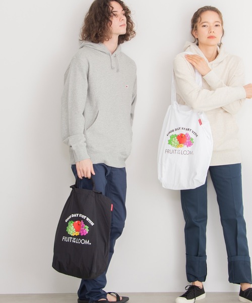 FRUIT OF THE LOOM(フルーツオブザルーム)の「FRUIT OF THE LOOM MULTI COLOR TOTE BAG M(トートバッグ・レディース・ブラック/ホワイト・FREE)」の9枚目の写真