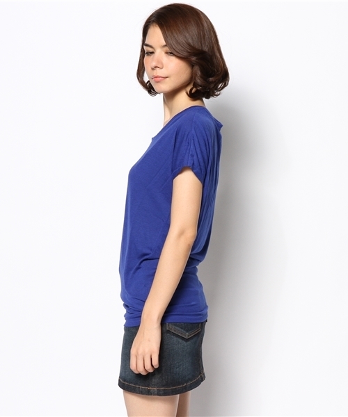 NIKE（ナイキ）の「ウィメンズ ナイキ クラブ ボーイフレンド NIKE BOYFRIEND TEE 633442（Tシャツ/カットソー・レディース・グレー/ブルー・MEDIUM）」の4枚目の写真
