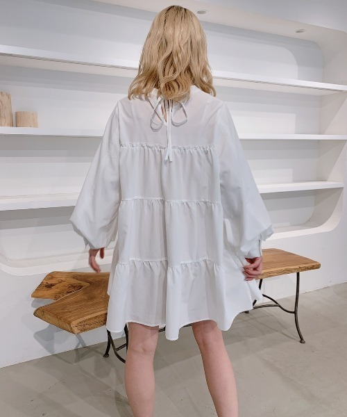 VANNIE U（ヴァニーユー）の「ティアードボリュームブラウスワンピース（ワンピース・レディース・ホワイト/ブラック/ミント・FREE）」の12枚目の写真