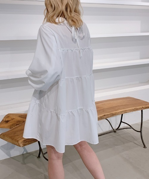 VANNIE U（ヴァニーユー）の「ティアードボリュームブラウスワンピース（ワンピース・レディース・ホワイト/ブラック/ミント・FREE）」の13枚目の写真