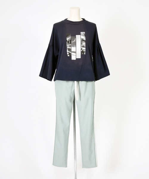 BDONNA（ビドンナ）の「スタンドカラー　プリントTシャツ（Tシャツ/カットソー・レディース・ライトグレー/ネイビー/ホワイト・MEDIUM）」の8枚目の写真