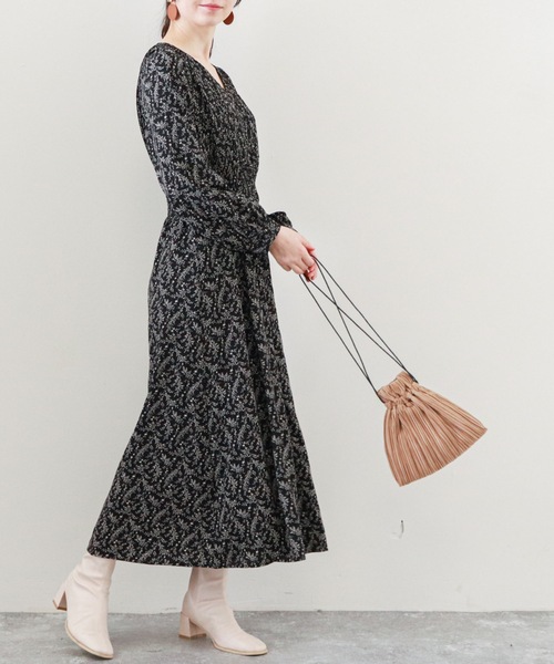 セール 花柄プリーツワンピース ワンピース Archives アルシーヴ のファッション通販 Zozotown