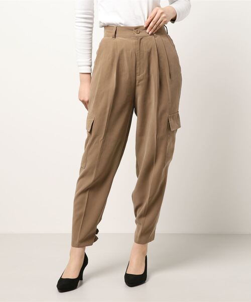 LOWRYS FARM（ローリーズファーム）の「スソシボリサイドポケットパンツ　934903（その他パンツ・レディース・ベージュ/ブラウン/グリーン・FREE）」の6枚目の写真