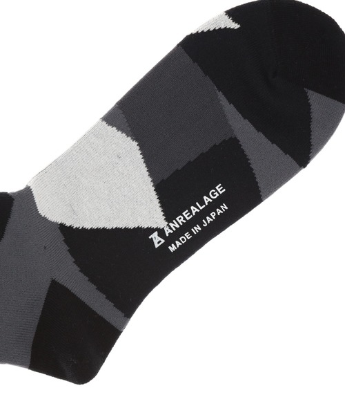 ANREALAGE(アンリアレイジ)の「ANREALAGE(アンリアレイジ) パッチワークソックス(ソックス/靴下・メンズ・ホワイト・FREE)」の3枚目の写真
