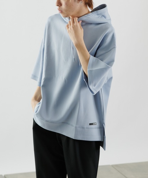 COLONY 2139(コロニートゥーワンスリーナイン)の「エアリーダンボール半袖パーカー(パーカー・メンズ・ホワイト/ブラック/サックスブルー・MEDIUM/LARGE)」の5枚目の写真