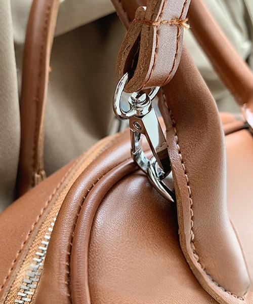 aimoha（アイモハ）の「シンプル2WAYバッグ（ショルダーバッグ・レディース・ブラウン/ベージュ/ワインレッド/ブラック・FREE）」の17枚目の写真