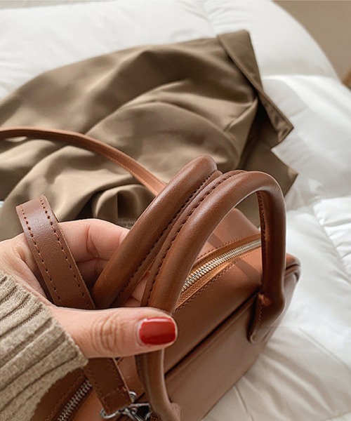 aimoha（アイモハ）の「シンプル2WAYバッグ（ショルダーバッグ・レディース・ブラウン/ベージュ/ワインレッド/ブラック・FREE）」の18枚目の写真