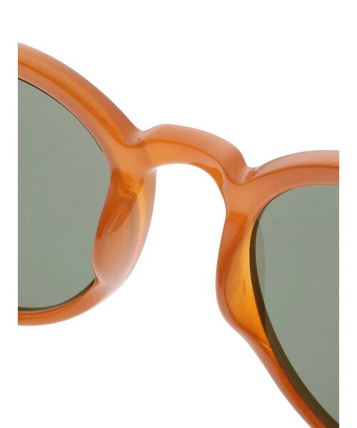 Ungrid（アングリッド）の「カラーフレームサングラス（サングラス・レディース・オレンジ/アイボリー/モカ・FREE）」の7枚目の写真