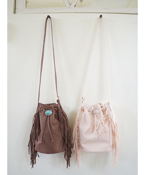 To the sea（トゥーザシー）の「コンチョフリンジ巾着バック（ショルダーバッグ・レディース・ベージュ/ブラウン/アイボリー・FREE）」の11枚目の写真