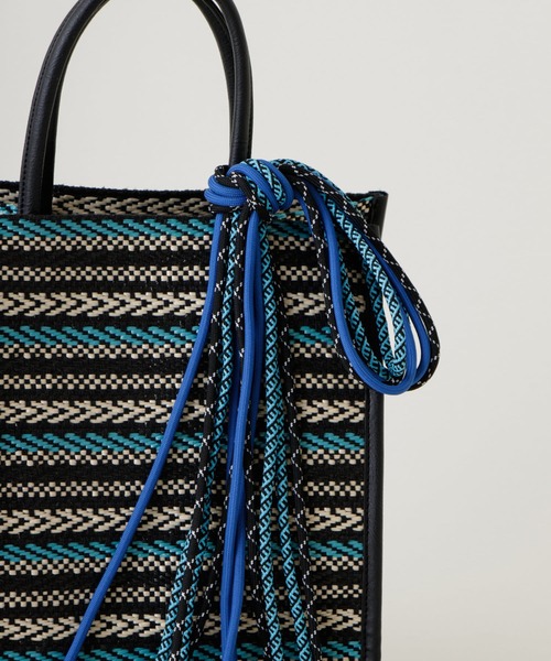 Kastane（カスタネ）の「コード紐付きジュートバッグ（ショルダーバッグ・レディース・ホワイト/ブラック/ブルー・FREE）」の13枚目の写真